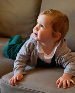 Acanthe Cardigan capuche naissance laine-cachemire Gris Hot